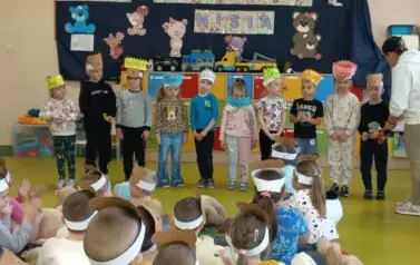 Zapoznanie dzieci z etapami powstawania książki.