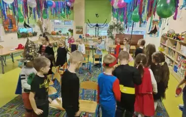 Zabawy taneczne przy muzyce