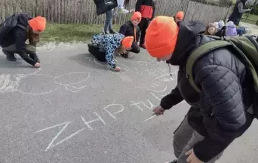 Malowanie dywanu dla wiosny