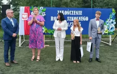 Pani Agnieszka ogłasza sportsmenkę i sportowca roku