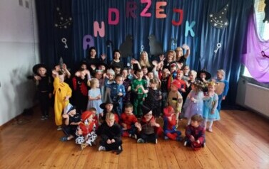 Andrzejki - wsp&oacute;lne zdjęcie grupowe.