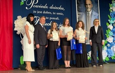 Zwyciężczynie w konkursie literackim