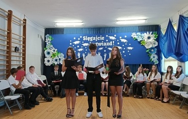 Marika, Viktoria i Tobiasz dziękują rodzicom