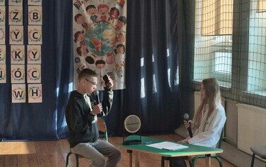 Gabriela i Jakub jako lekarz i pacjent. Scenka - W szpitalu