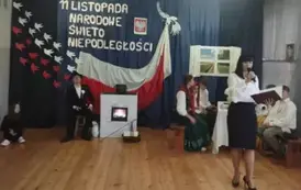 Pani Dyrektor wita zebranych.