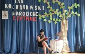 Pani Dyrektor odczytała słynną fraszkę pt. Na lipę.