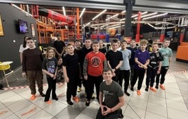 Zdjęcie grupowe w Fly Parku