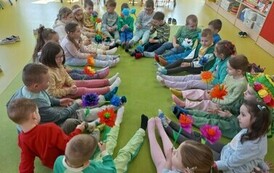 Dzień Kolorowej Skarpetki w grupie Motylk&oacute;w.