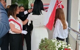 Odsłonięcie tablicy pamiątkowej