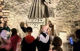 Uczniowie klas I&ndash;III w Komorze Mikołaja Kopernika w Kopalni Soli w Wieliczce