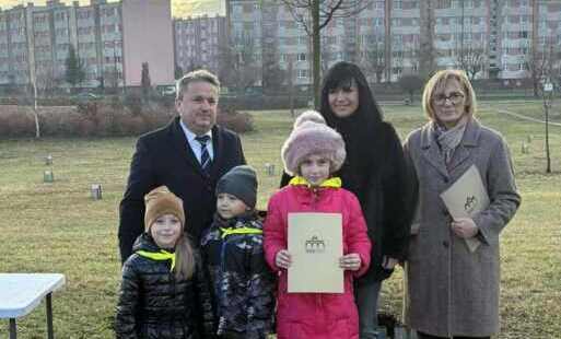 Certyfikat dla naszej szkoły jako podziękowanie od władz Staszowa
